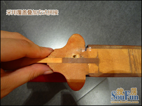 万佳VH—010樱桃木仿古木门 再现怀旧气质