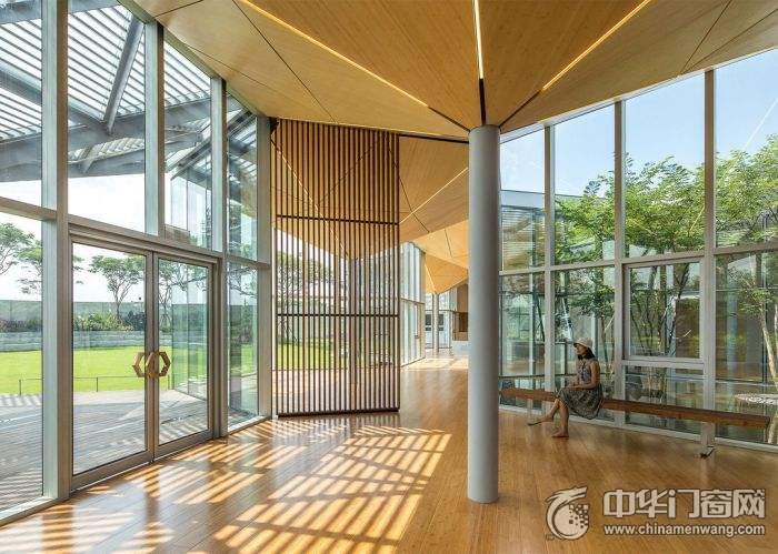 铝合金门窗