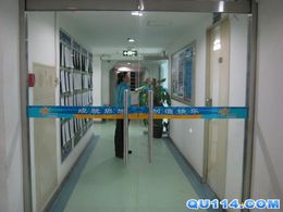 门业图片-玻璃门北京丰台安装玻璃隔断1000图片