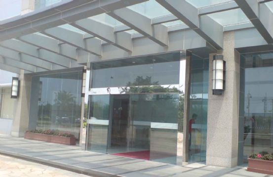 门业图片-门窗安装平谷区安装感应门厂家 价格便宜gym图片