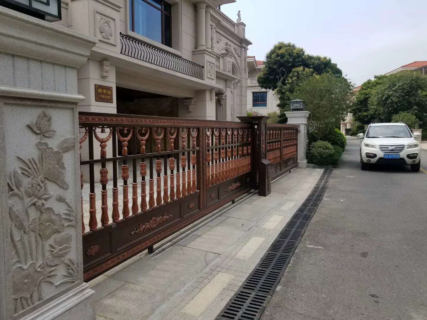 门业图片-平开门质优别墅庭院铝艺门选购JH266图片