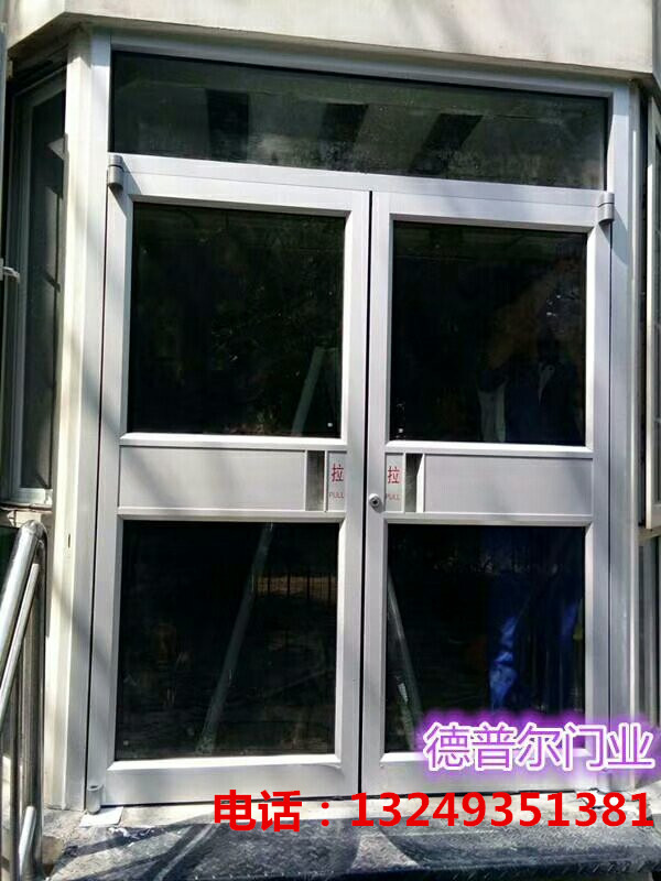 门业图片-肯德基门石家庄电泳白肯德基门 腰线款肯德基门安装 宏远门业1900*2400图片