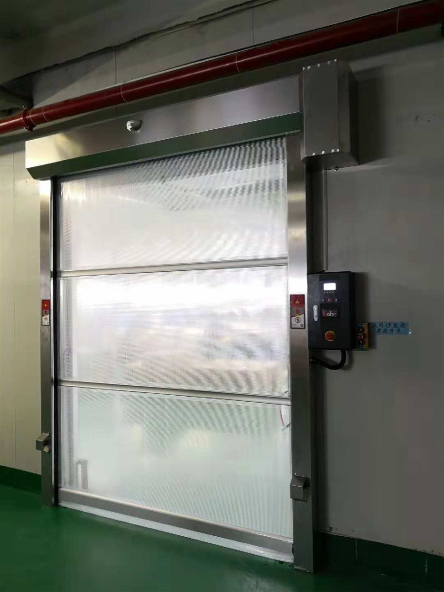 门业图片-快速门PVC快速卷帘门透明帘鸿发01图片